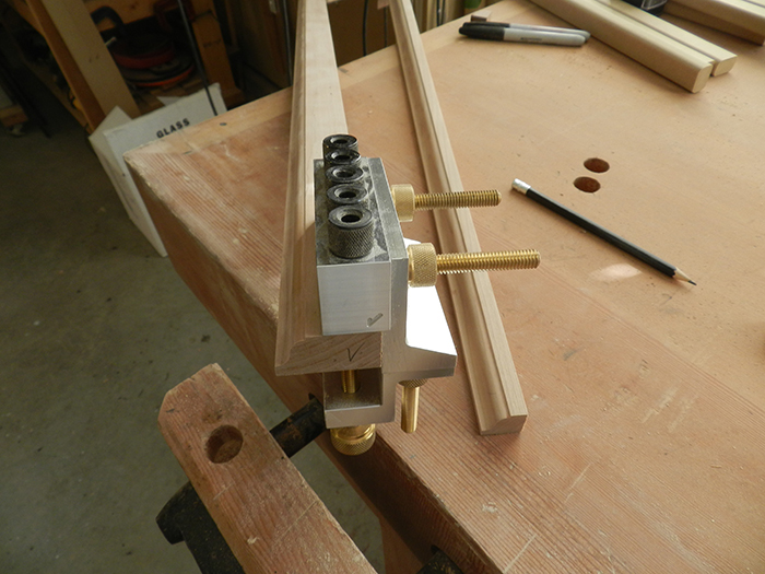 dowelmax-referenced-to-tops-of-rails