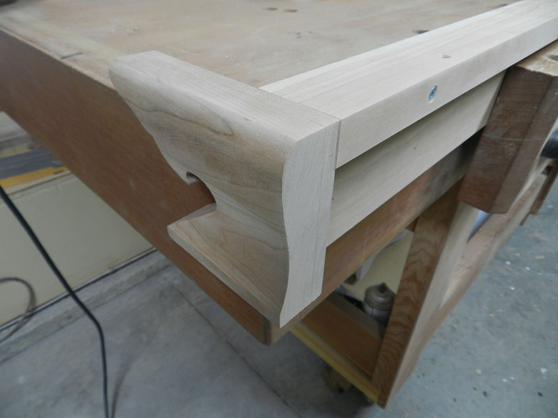 chippendale-foot-for-rear-structure-of-bookcase