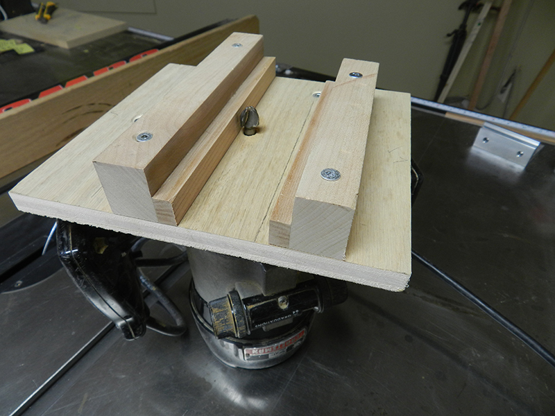 jig-for-flutes-on-bookcase-frame-verticals-set-for-outer-flutes