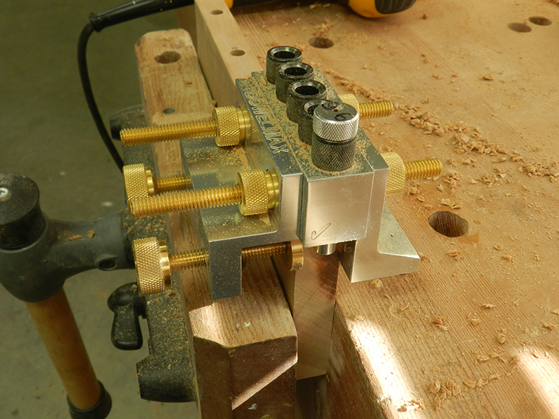 Dowelmax dowel jig index pin used for quick alignment to the end of the plant stand top plate work piece.